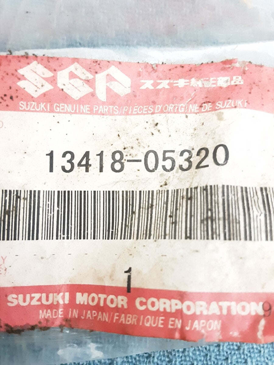 NEW GENUINE SUZUKI 13418-05320 HOLDER LT230 DR125 SP125 QuadSport LT250 1985-90