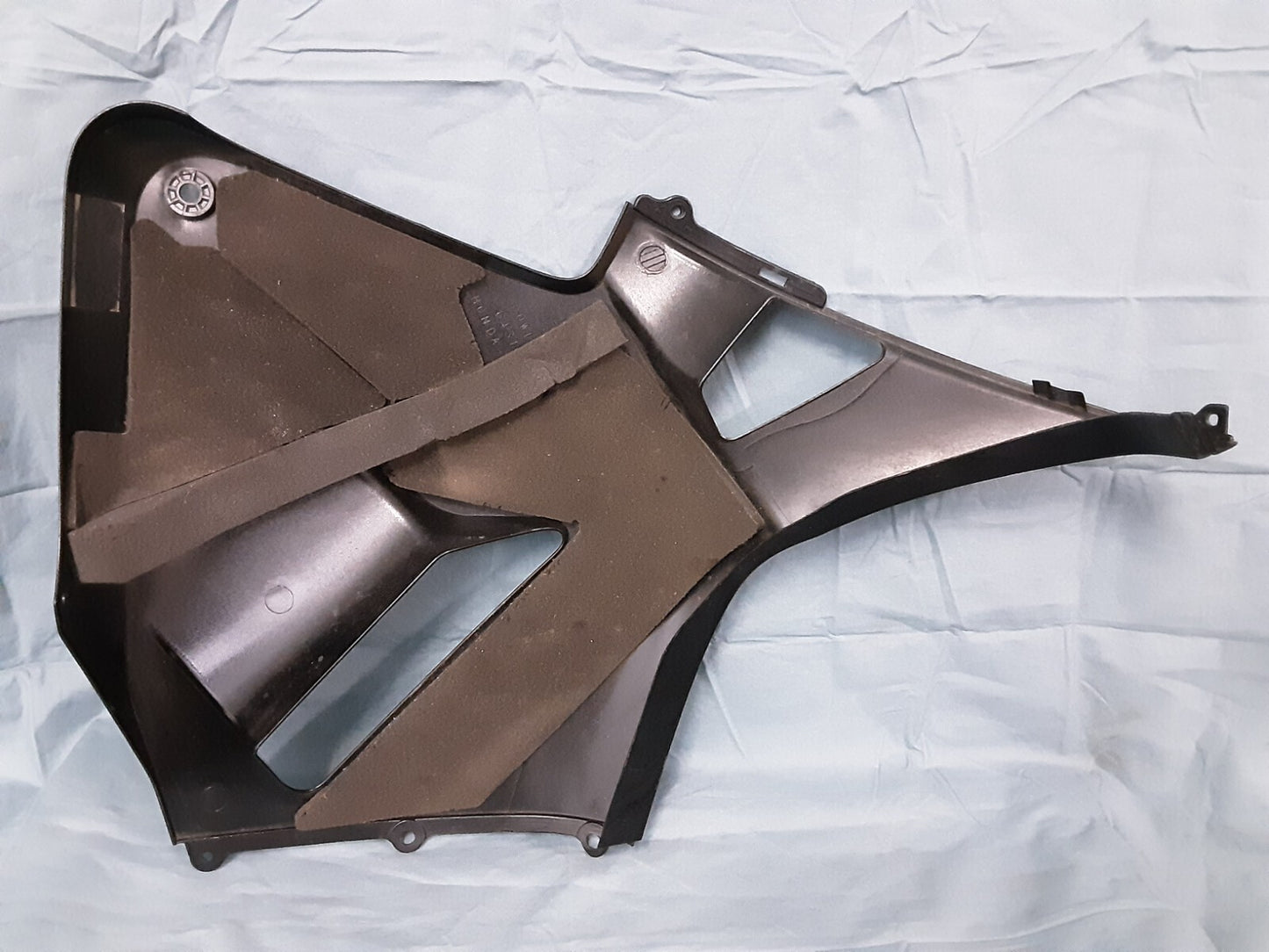 HONDA 64310-MEE-0000 SF489  RIGHT MID SIDE FAIRING COWLING CBR 600RR 2003-2006