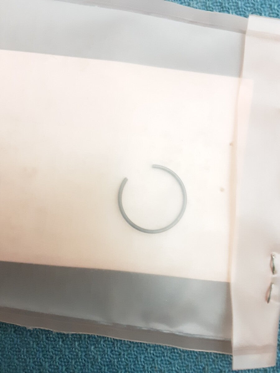 NEW GENUINE HONDA 94601-15000 CLIP (15MM) FOUR K CB75 SUPER SPORT CB750 1979-17