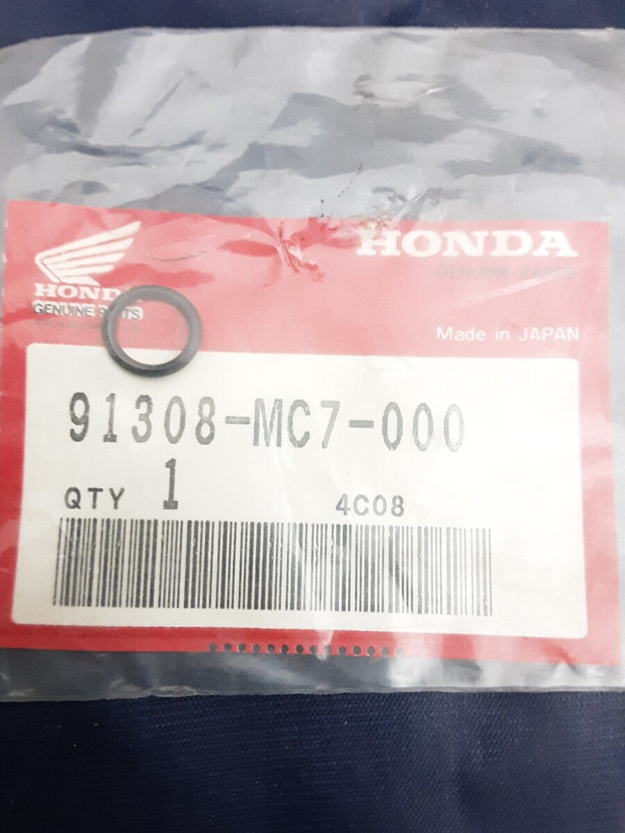 NEW GENUINE HONDA 91308-MC7-000 O-RING (8.2X1.5) TURBO CX500 CX650 CUSTOM CX650