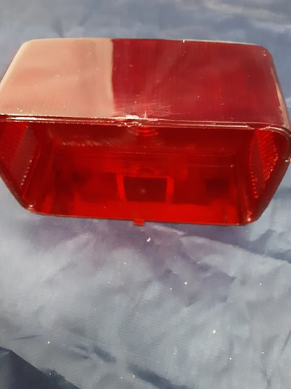 NEW GENUINE EMGO 62-21543 TAILIGHT LEN EMGO YFM350