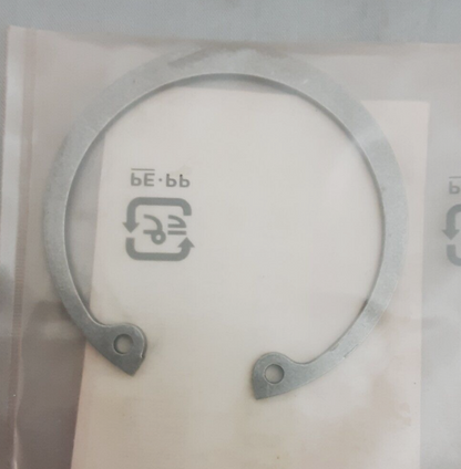 NEW GENUINE HONDA 94520-52000 CIRCLIP (52MM) FOURTRAX TRX350 1986