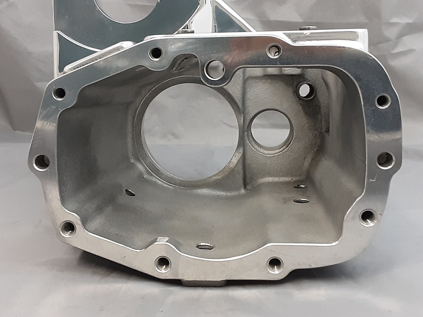 NEW ULTIMA 201-59 POLISHED 6-SPEED LEFT SIDE DRIVE TRANS. CASE HARLEY SOFTAIL