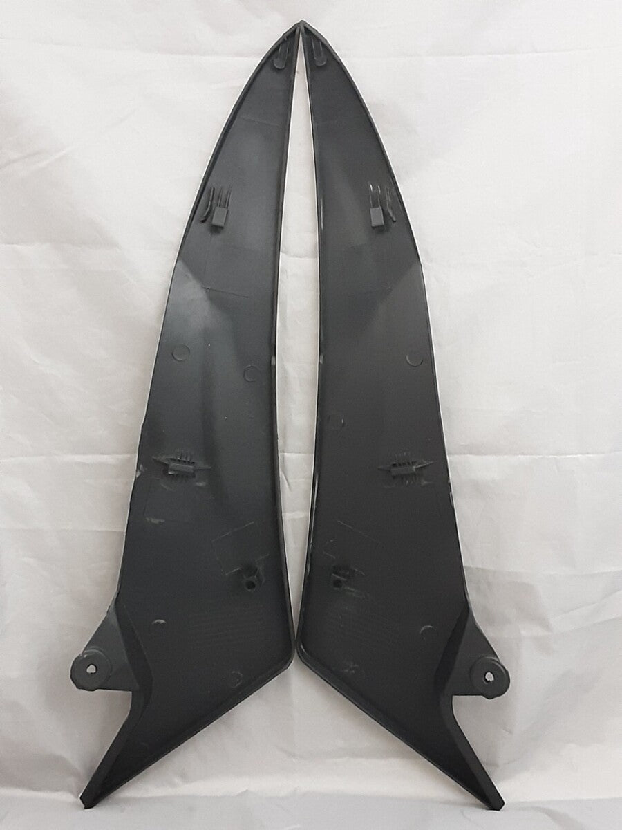 NEW YAMAHA Gas Tank Side Trim Cover Panel Fairing Cowl  Set YZFR1 2004-2006