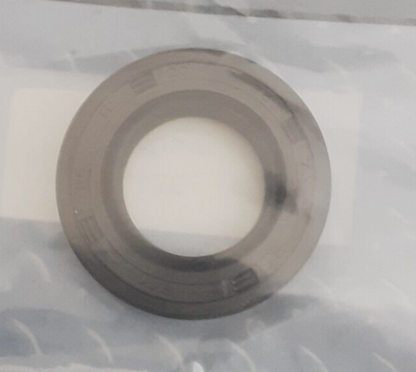 NEW GENUINE ARMOR TECH AT-09524 SEAL (30X45X7) ASCOT VT500 NIGHTHAWK CB550
