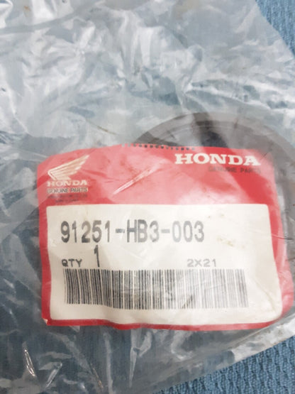 NEW GENUINE HONDA 91251-HB3-003 DUST SEAL FOURTRAX TRX200 1986-1988