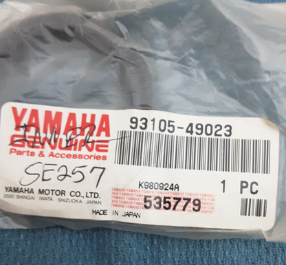 NEW GENUINE YAMAHA 93105-49023-00 OIL SEAL,SDD-TYPE MOTO-4 YFM200 Blaster YFS200