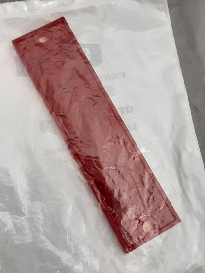 NEW GENUINE VICTORY 5432992 REFLECTOR,REAR,RED CRUISER SPORT DELUXE 99-06