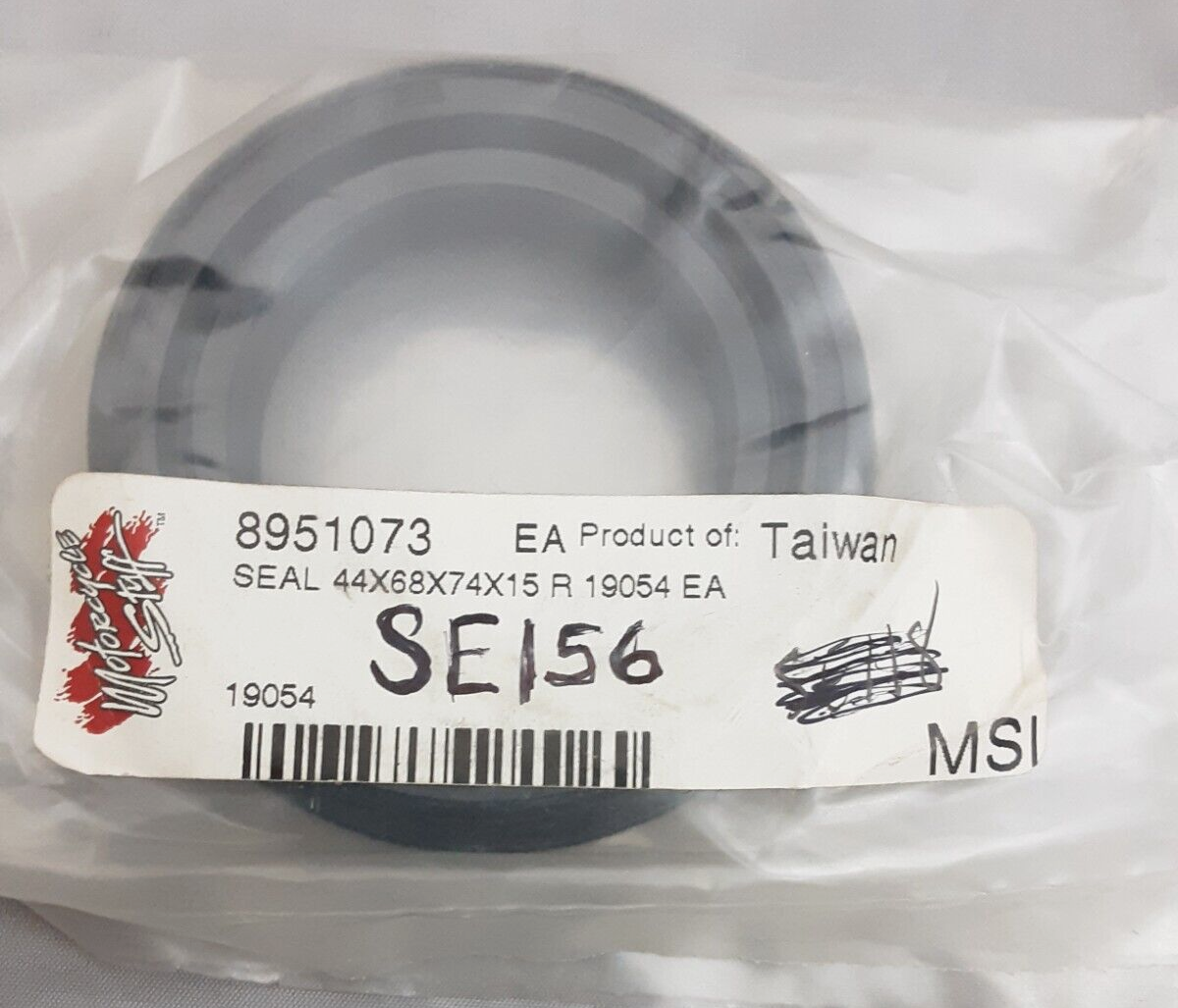 NEW GENUINE MOTOERCYCLE STUFF 8951073 SEAL 44X68X74XX15 (SE156)