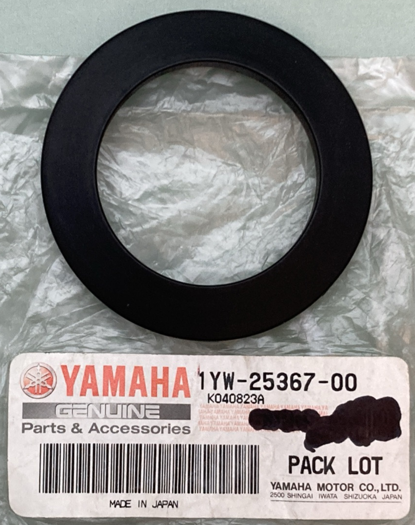 NEW GENUINE YAMAHA 1YW-25367-00-00 COVER, HUB DUST Big Bear YFM350 Moto-4 YFM35
