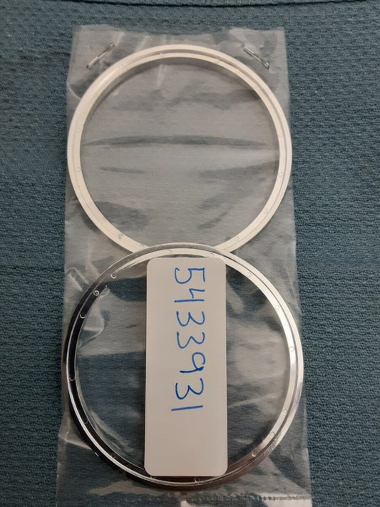 NEW VICTORY 5433931 QTY2 BEZEL-TURN SIGNAL TOURING CRUISER ALL OPTIONS 2002-2006