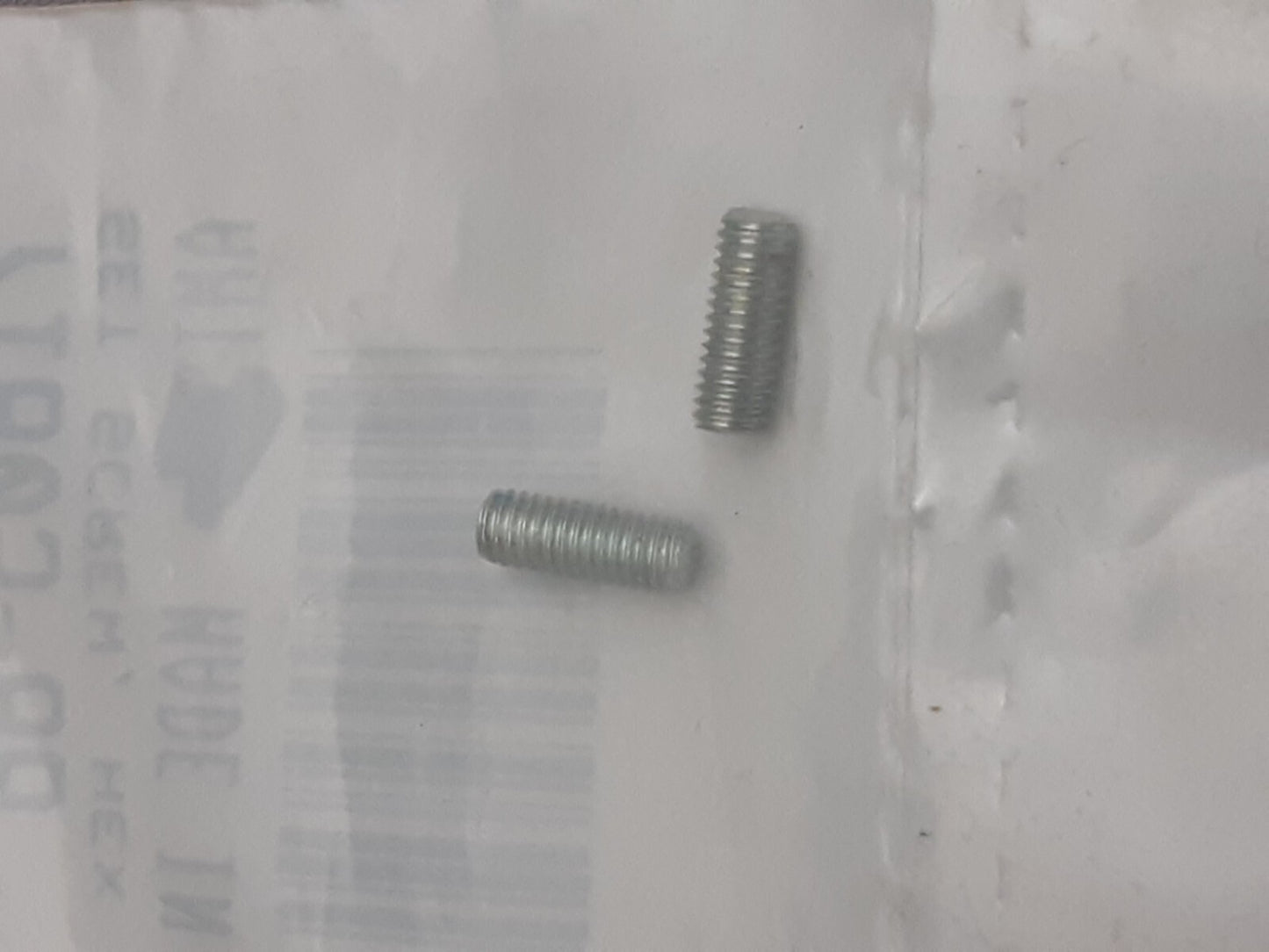 NEW GENUINE HARLEY DAVIDSON 71805-88 QTY2 Handlebar Switch Hex Socket Head Screw