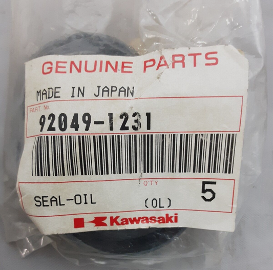 NEW GENUINE KAWASAKI 92049-1231 SEAL-OIL Bayou KLF300 Mule KAF450 2011-1986