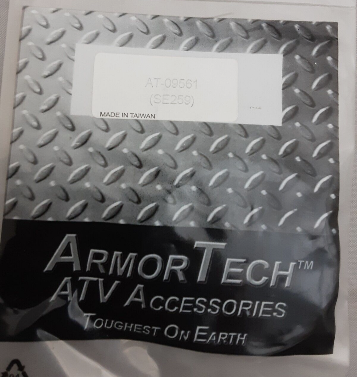 NEW GENUINE ARMOR TECH AT-09561 (SE259) OIL SEAL (38X53X7)