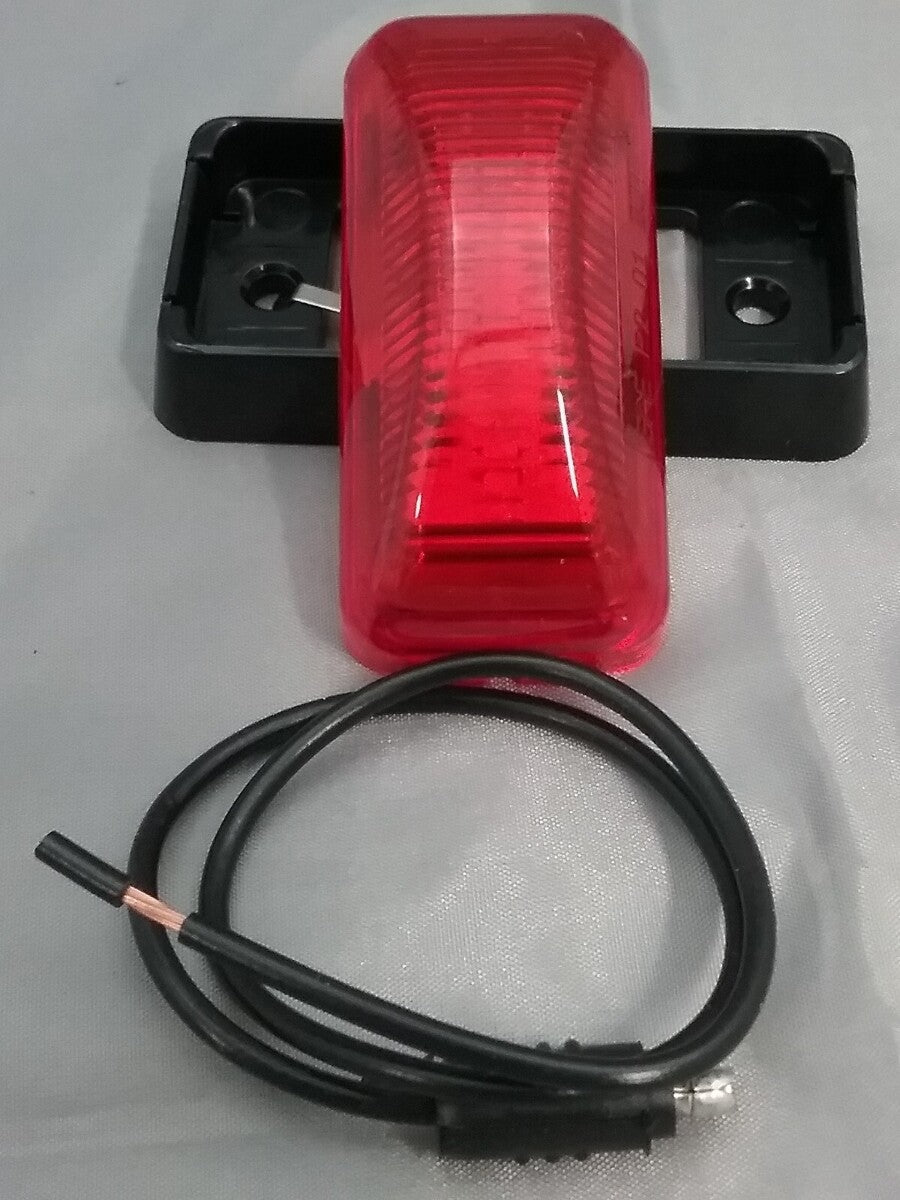NEW WESBAR 401581 WATERPROOF RED MARKER/CLEARANCE LAMP 2.6" X 1.2" X 1.03"