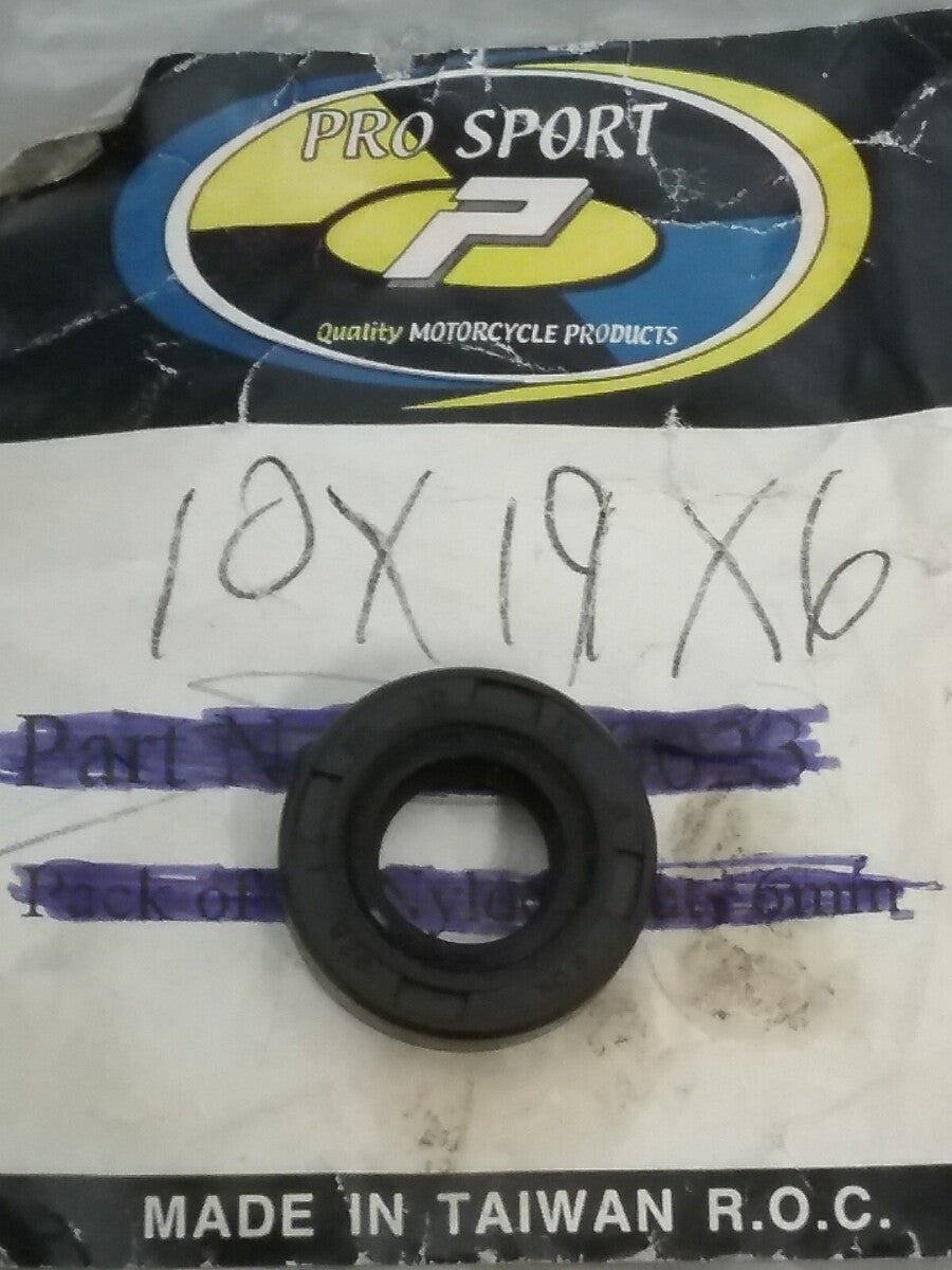 NEW PRO SPORT 10X19X6 DOUBLE LIP METRIC OIL / DUST SEAL