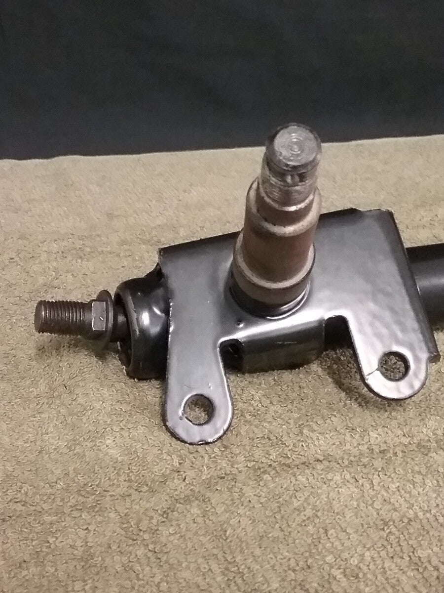 NEW ACE 536-1004 LEFT STRUT / SPINDLE W/ FENDER BRACKET  MAXXAM 150 go kart