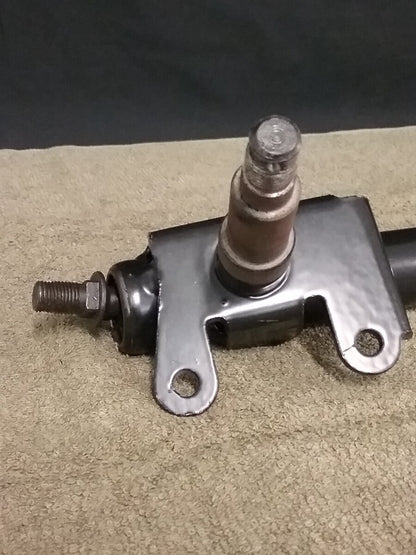 NEW ACE 536-1004 LEFT STRUT / SPINDLE W/ FENDER BRACKET  MAXXAM 150 go kart