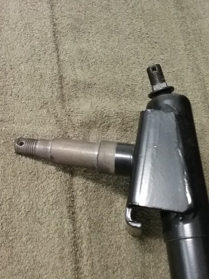 NEW ACE 536-1004 LEFT STRUT / SPINDLE W/ FENDER BRACKET  MAXXAM 150 go kart