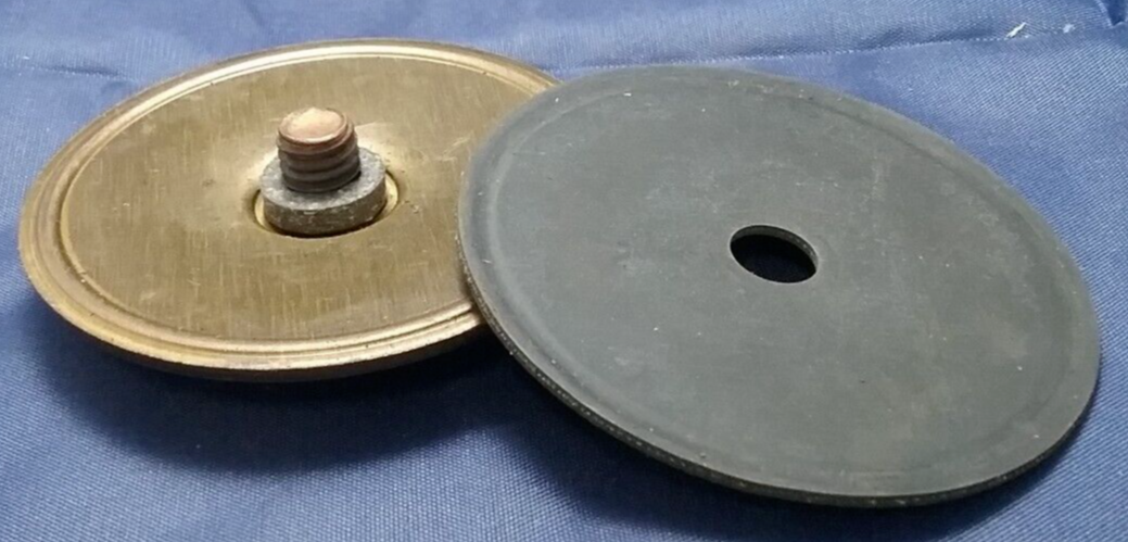 NEW QUICKSILVER 87924 DEMOUNTABLE END PLATE COVER MERCURY MERCRUISER 3.7L