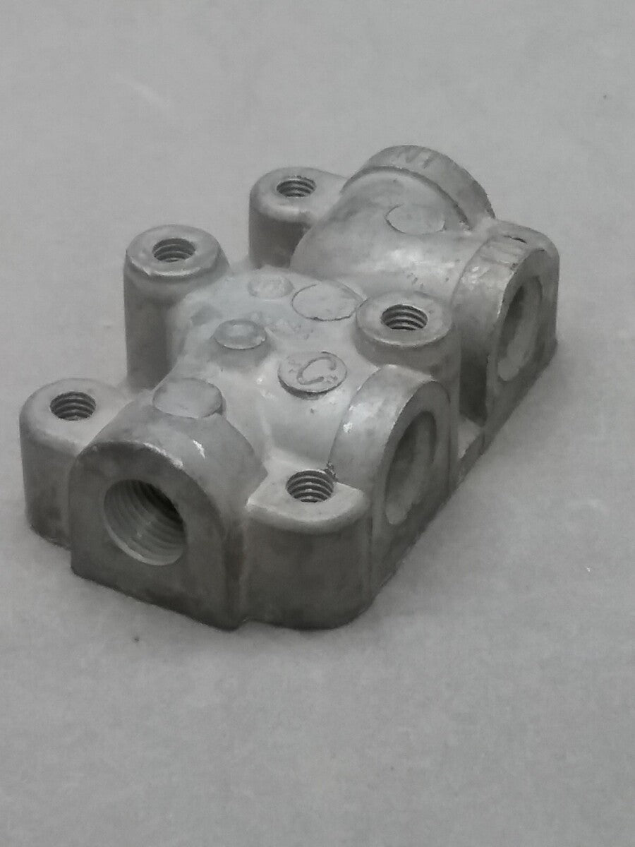 NEW MERCURY 53241 FUEL PUMP BASE MERCURY 4 4.5 9.8 20 40 200HP