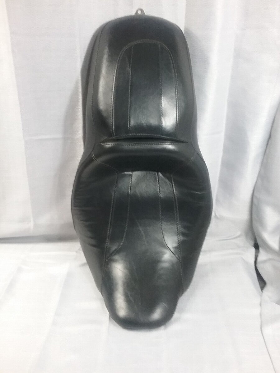 GENUINE HARLEY DAVIDSON 24688 OEM LOW-PROFILE TOURING SEAT