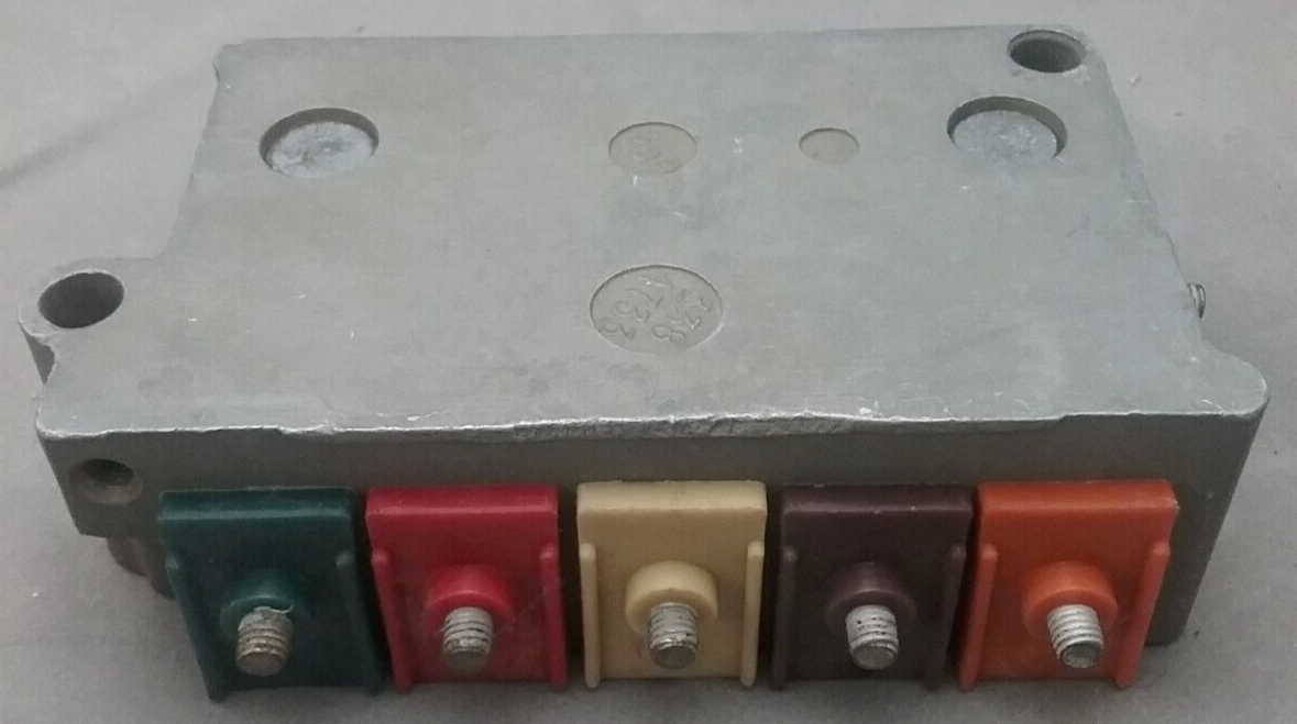 NEW QUICKSILVER 338-4733A2 SWITCH BOX ASSEMBLY MERCURY 40HP IGNITION