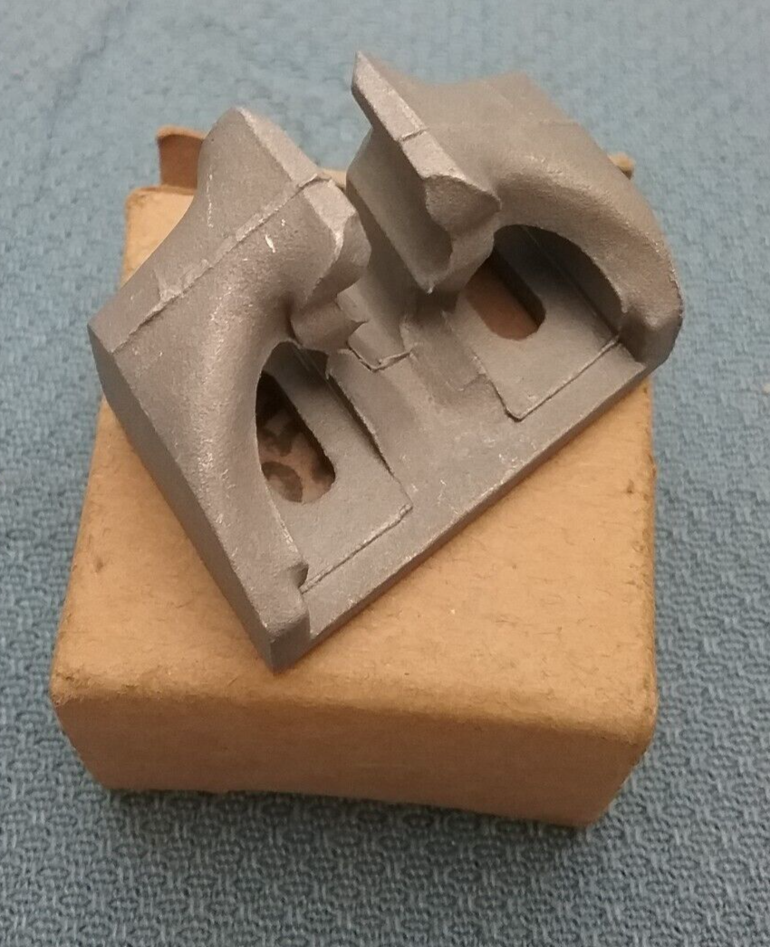 NEW MERCURY 35437 BRACKET  MERCURY 6-9.8HP