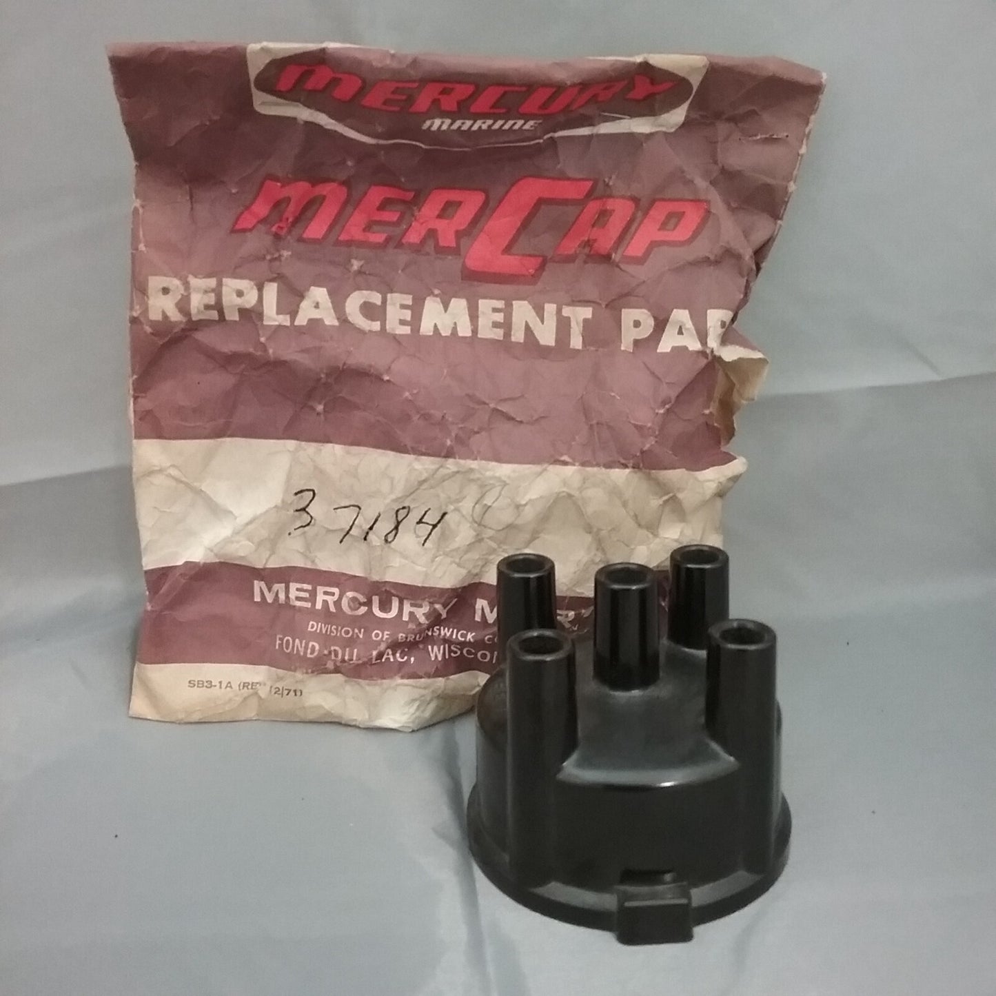 NEW MERCURY 37184 DISTRIBUTOR CAP Mercury Sterndrive