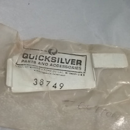 NEW QUICKSILVER 38749 COVER Mercury Outboard