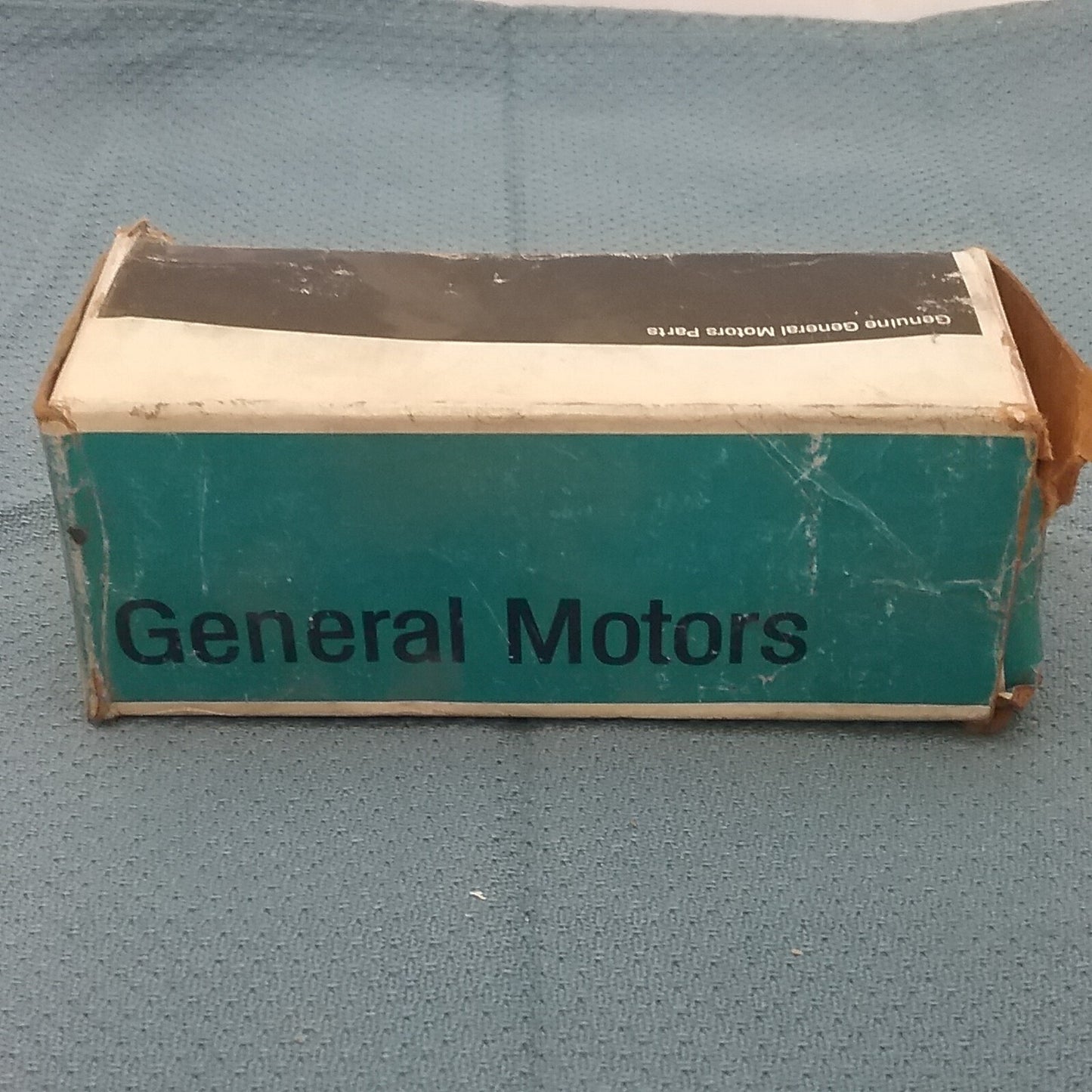 NEW GM 3984180 VALVE Intake std OMC Sterndrive 2.5L-3.0L