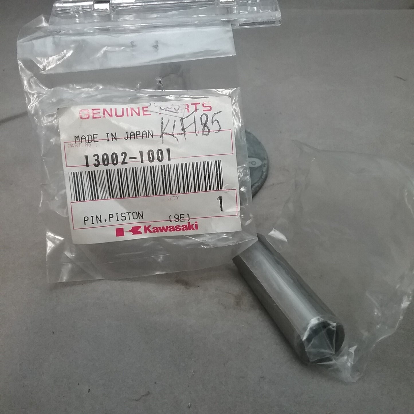 NEW KAWASAKI 13002-1001 PISTON PIN KAWASAKI ZX750 KZ700 ZN700 1984-2005