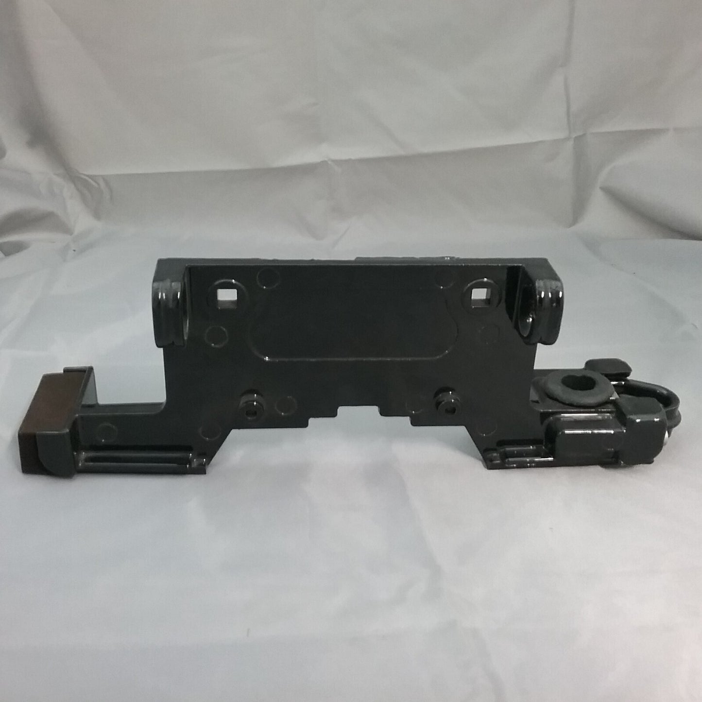 NEW QUICKSILVER 88623A1 BRACKET ASSY Mercury Mariner Outboard 150-200HP