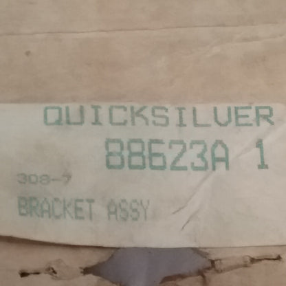 NEW QUICKSILVER 88623A1 BRACKET ASSY Mercury Mariner Outboard 150-200HP
