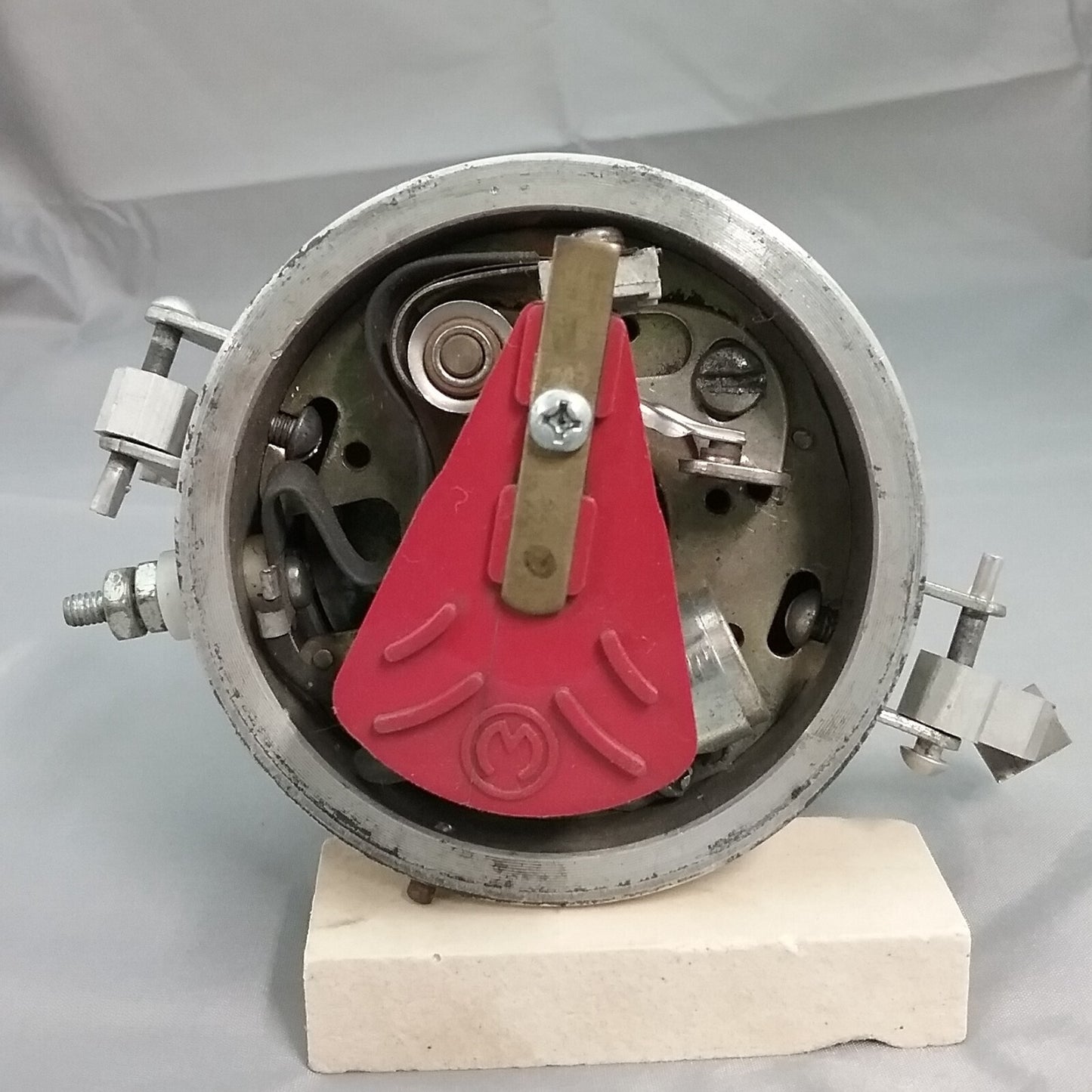 MALLORY YL673AV Distributor Conventional Rotation GM 4 Cyl 124-140HP