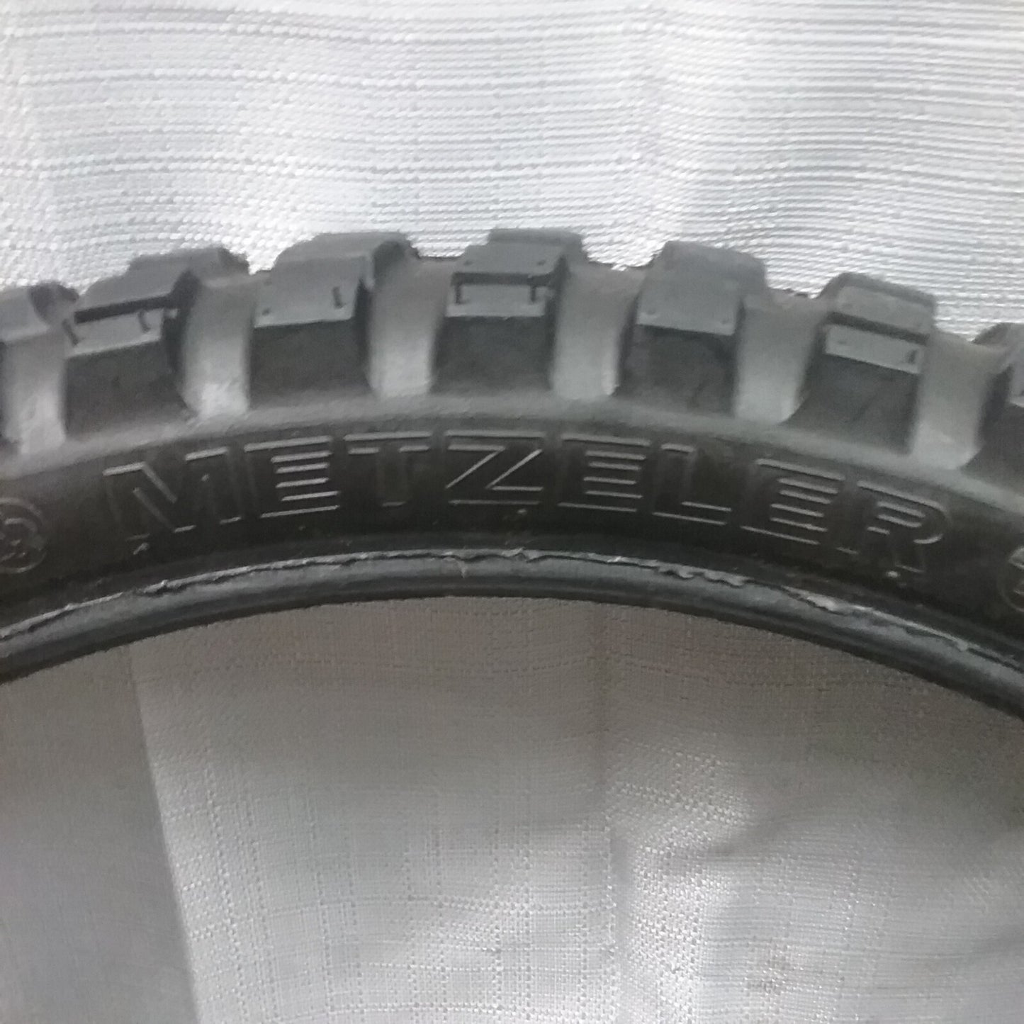 ONE METZELER 90/90-21 KAROO TUBE TYPE MOTORCYCLE TIRE