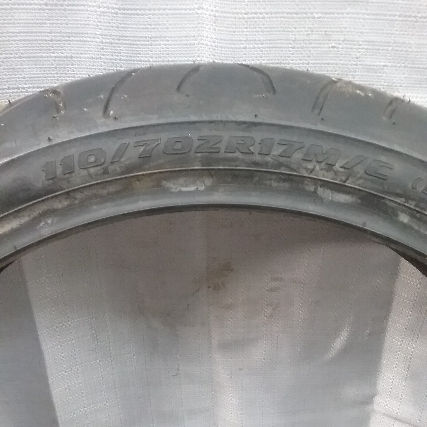 NEW BRIDGESTONE BT014 110/70-17 TUBELESS FRONT MOTORCYCLE TIRE