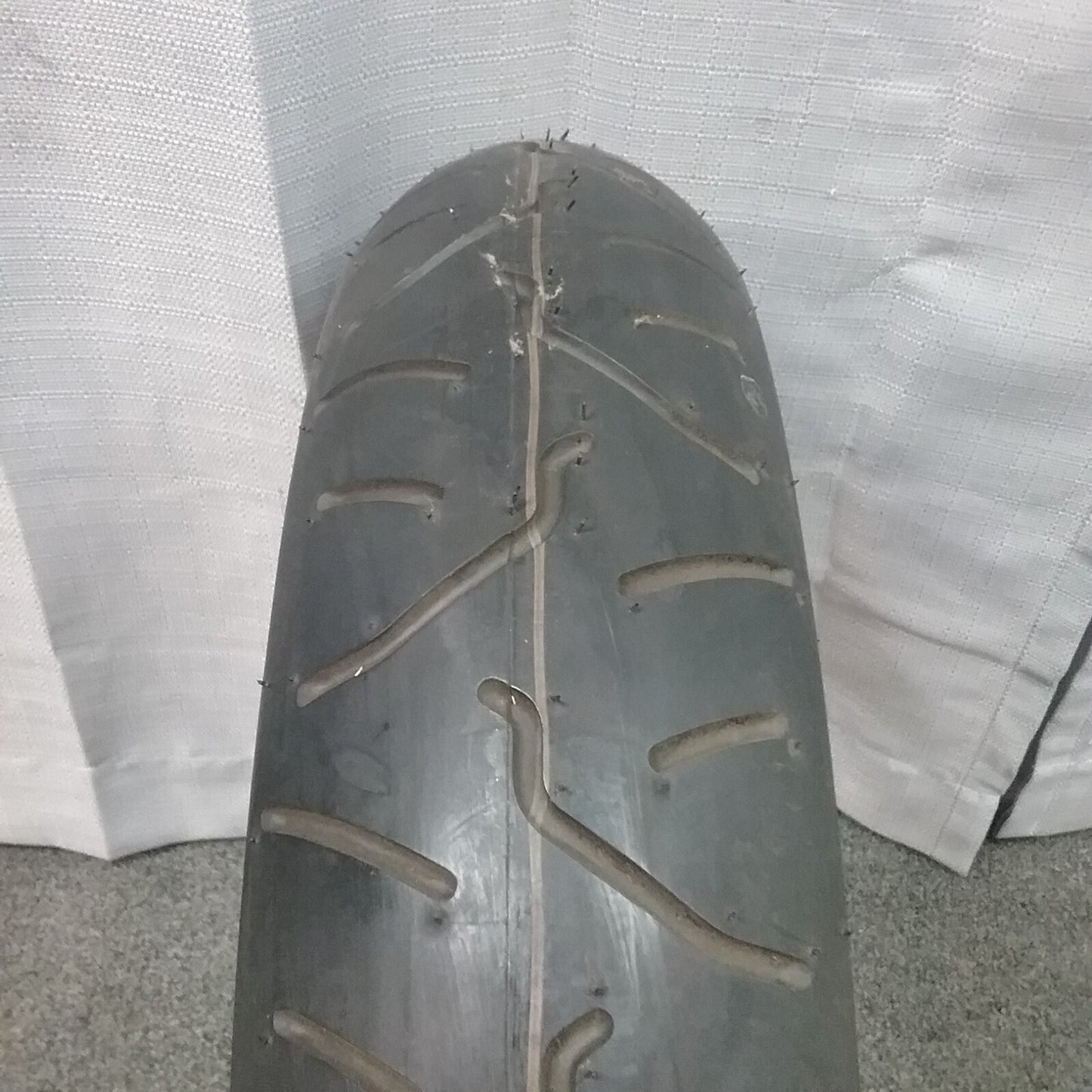 NEW BRIDGESTONE BT014 110/70-17 TUBELESS FRONT MOTORCYCLE TIRE