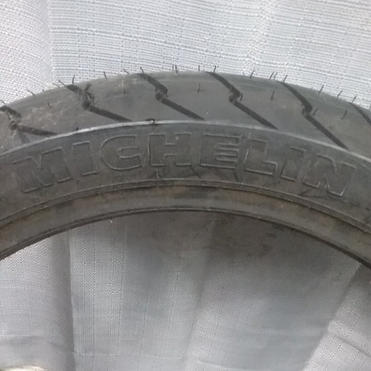 NEW GENUINE MICHELIN MACADAM 100X 110/80 ZR17 57W TL FRONT M/C TIRE 87-9555