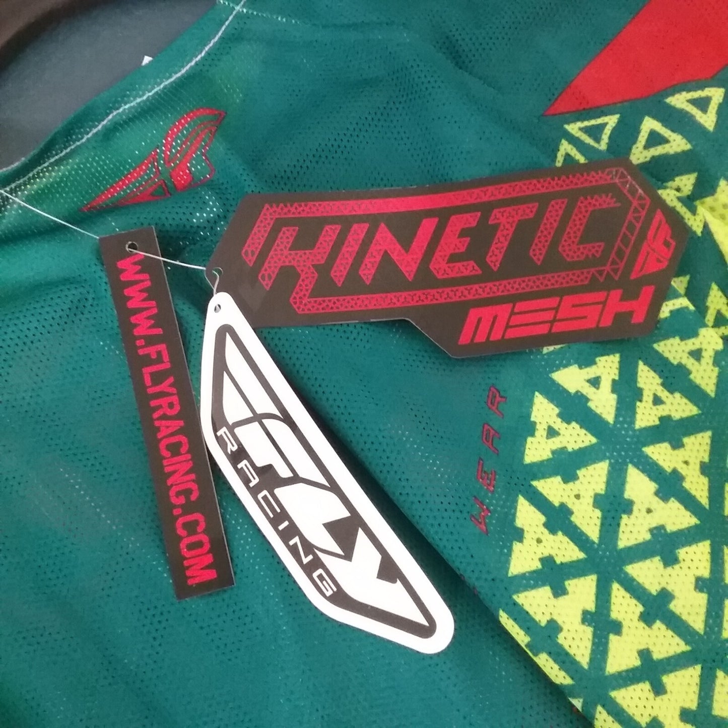 NEW FLY RACING 370-328L SHIRT LONG SLEEVE POLYESTER GREEN RED AND YELLOW ADULT L