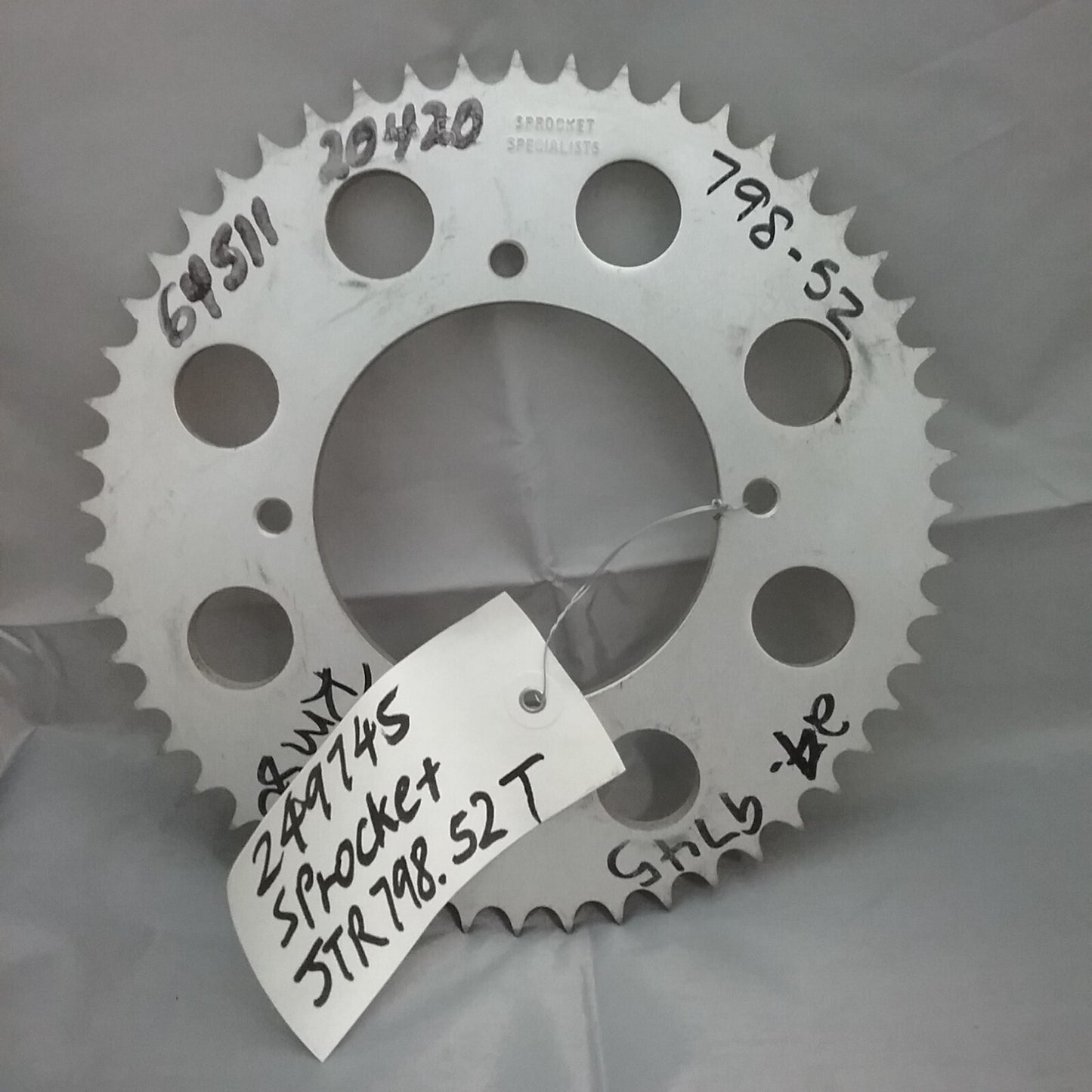 NEW SPROCKET SPECIALIST 64511-20420 SPROCKET, REAR 52T Suzuki RM80 1982