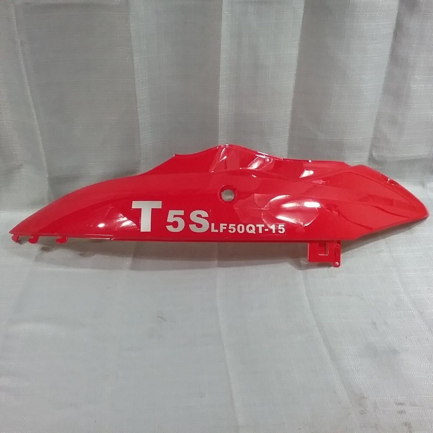 NEW LIFAN T5S LF50QT-15 F BODY COVER R-109, R SIDE MOLD F-1Q2, COVER FR HANDLE
