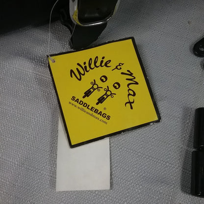NEW WILLIE & MAX SB1800 SADDLEBAGS REVLUTION SERIES W/ HARDMOUNTING KIT INCLUDED