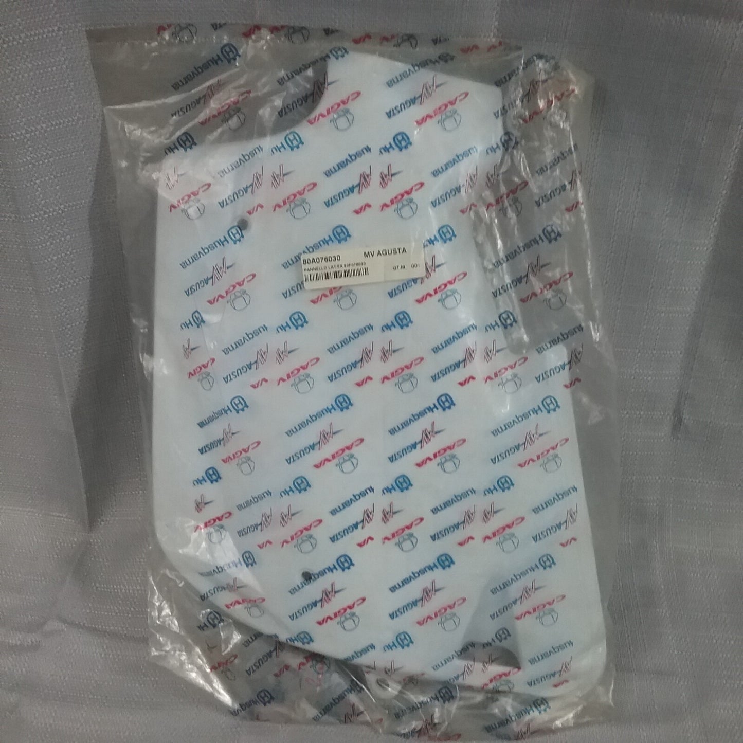 NEW GENUINE HUSQVARNA 80A076030 BODY PANEL RIGHT SIDE 1998-1999