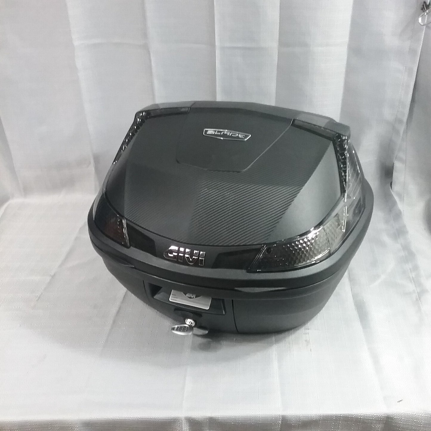 NEW GIVI B37NTA TRUNK 37 LTR MONOLOCK TECH CASE MATTE BLACK W/ SMOKED LENSES