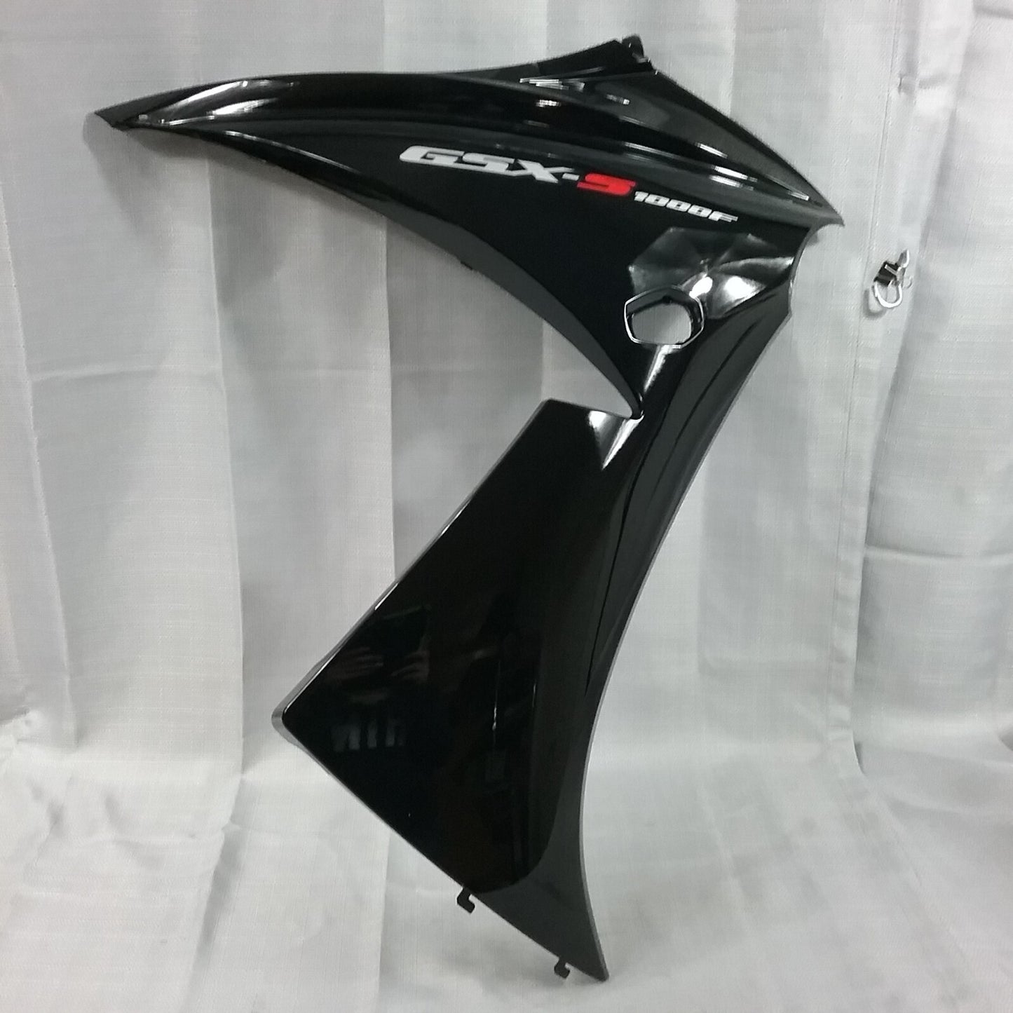 NEW GENUINE SUZUKI 94670-04K00-YVB COVER, SIDE RH BLACK GSX-S1000F