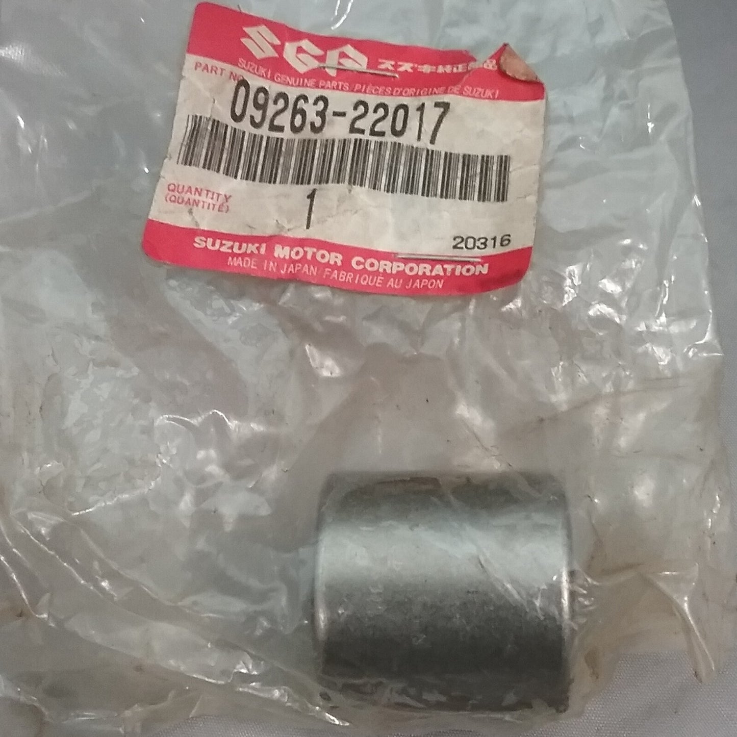 NEW GENUINE SUZUKI 09263-22017 BEARING REAR SWINGINGARM GS400 GS550