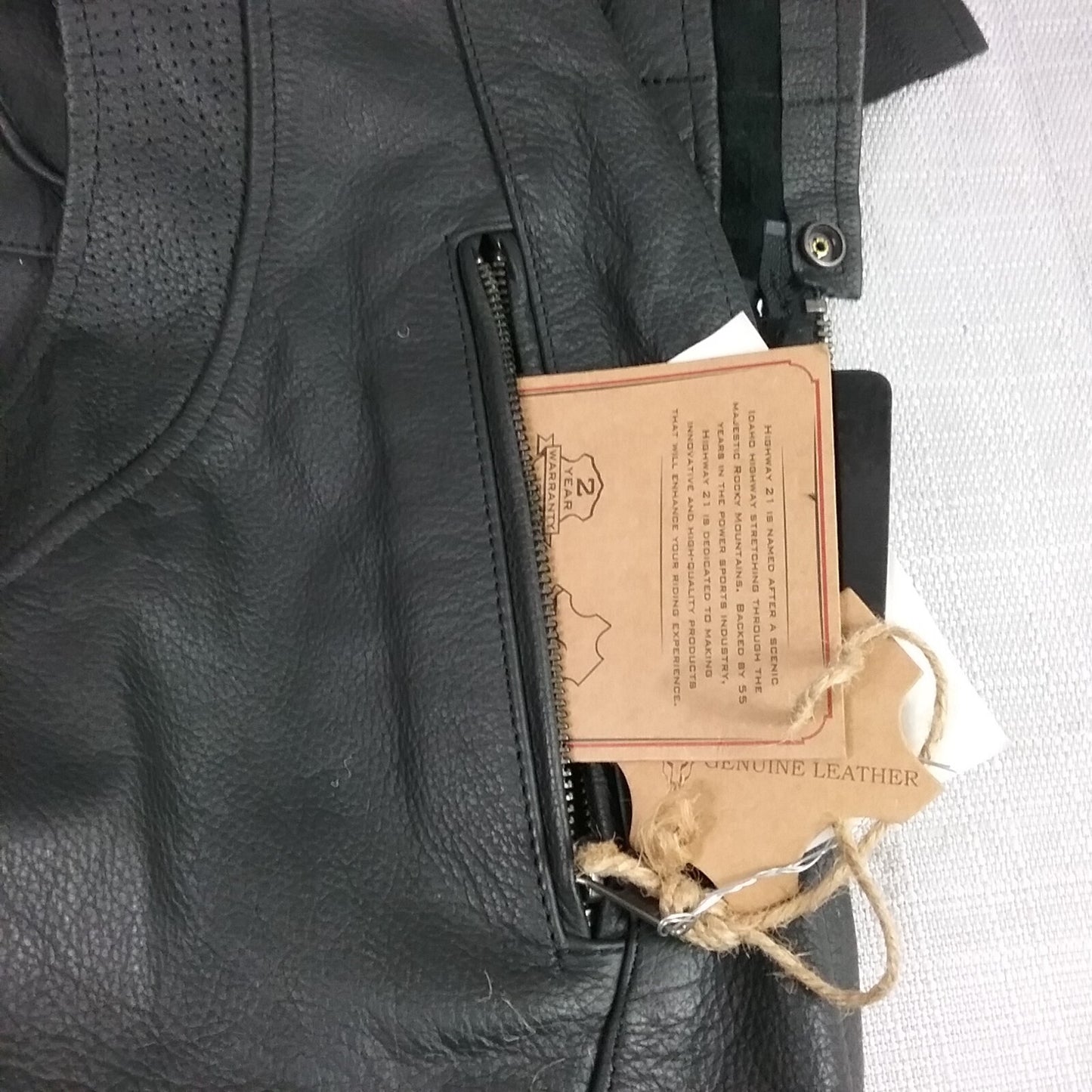 NEW HIGHWAY 21 489-1090L MAVERIC CHAP SIZE LARGE BLACK LEATHER