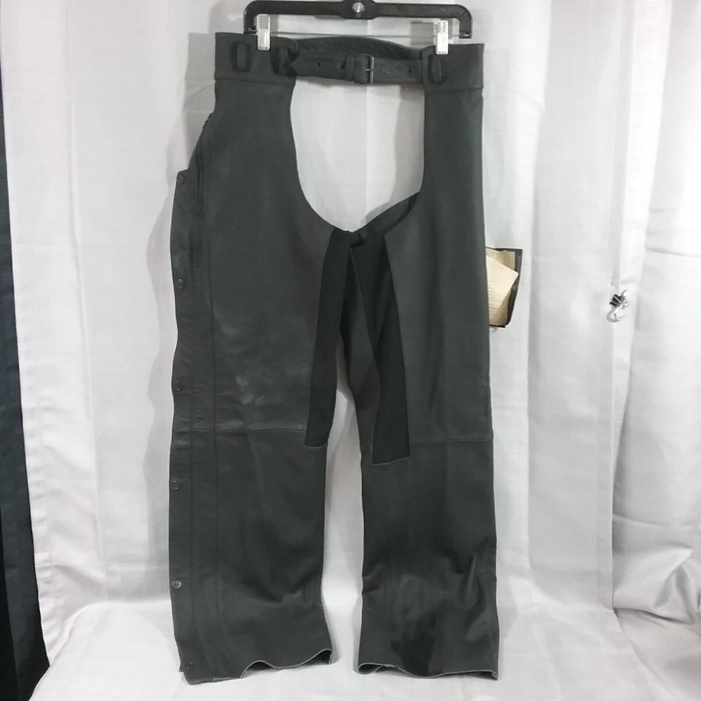 NEW TEKNIC GEAR 883040J REBEL CHAPS SIZE 34 BLACK LEATHER