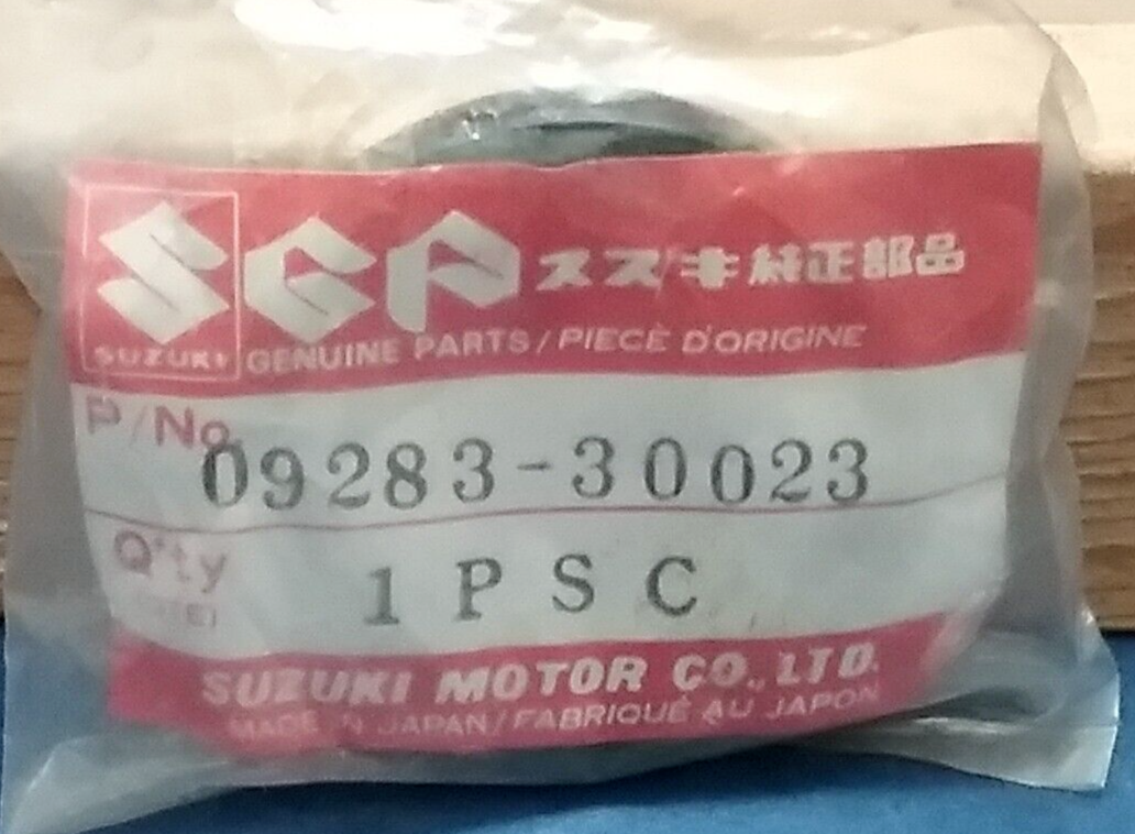 NEW GENUINE SUZUKI 09283-30023 SEAL, DUST 30X44X7 REAR WHEEL